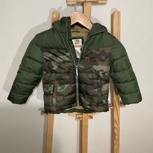 Healthtex kids camo puffer full zip jacket size 3t